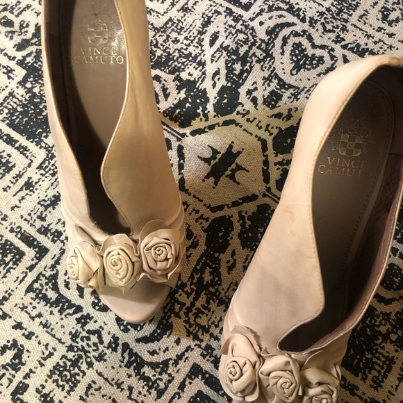 Shoes - Picture 3 of 3